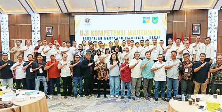 32 Wartawan Dinyatakan Lulus UKW PWI Kepri 2026