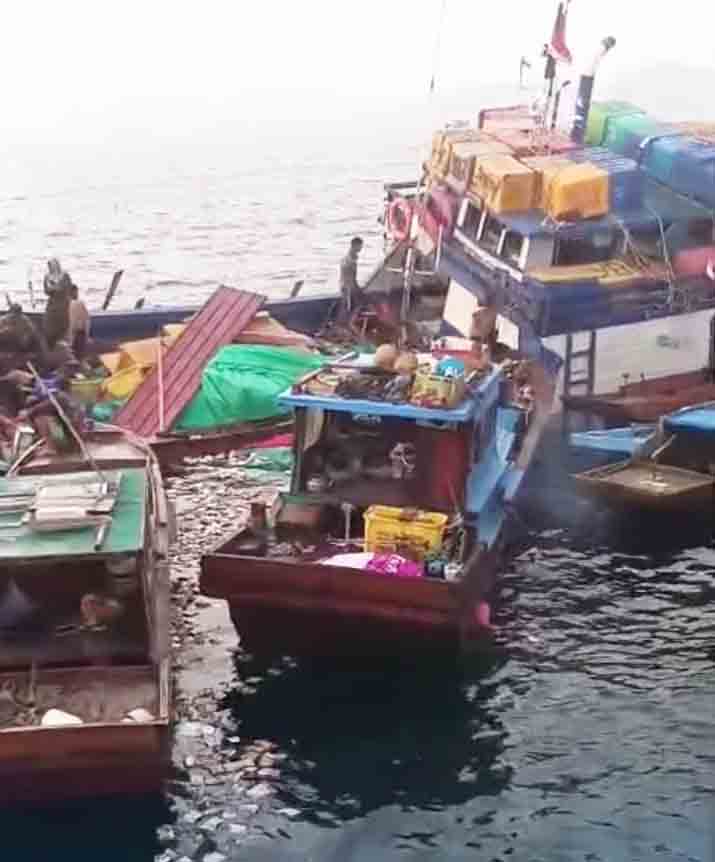 Bawa Sembako Ke Anambas, KM Alfero Karam di Perairan Pulau Hantu Bintan